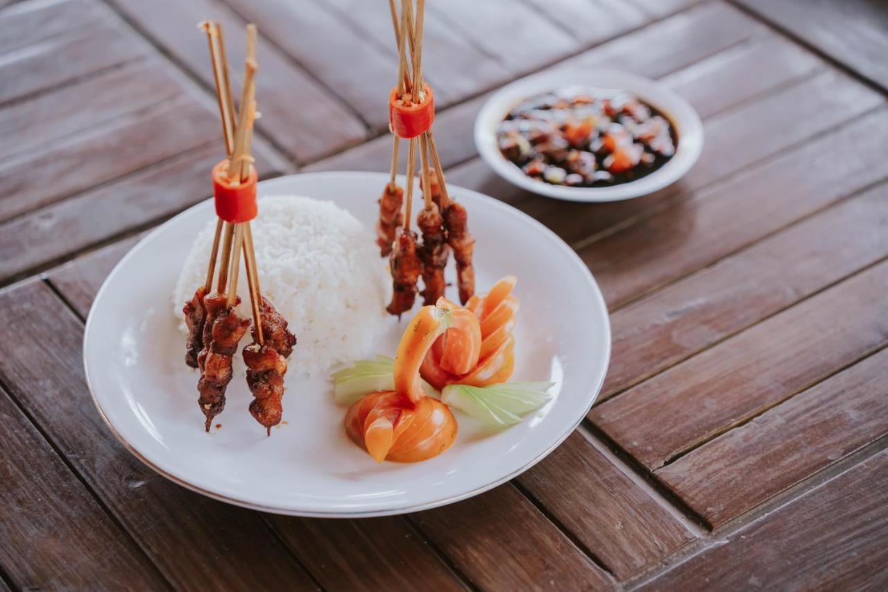 Nirvana Hotel Resort 特特巴图 外观 照片