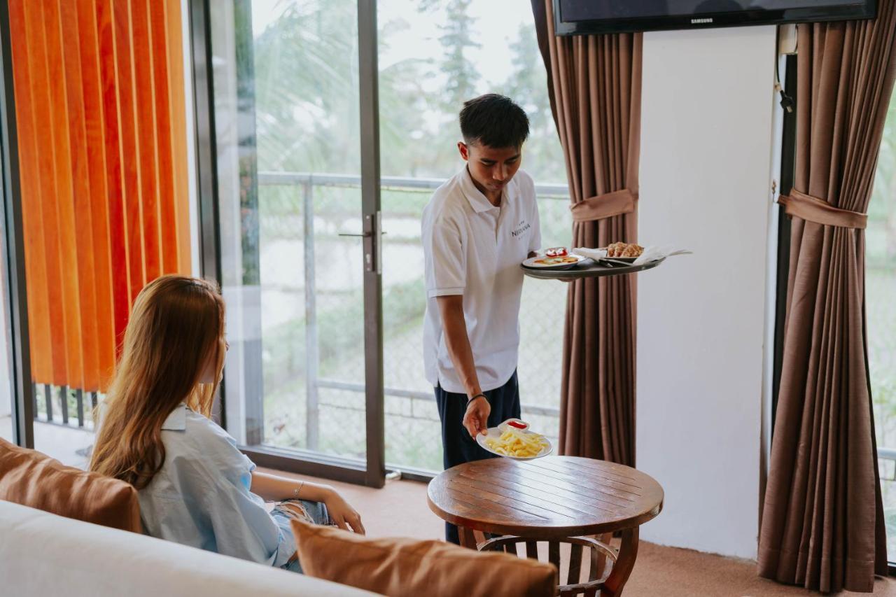 Nirvana Hotel Resort 特特巴图 外观 照片