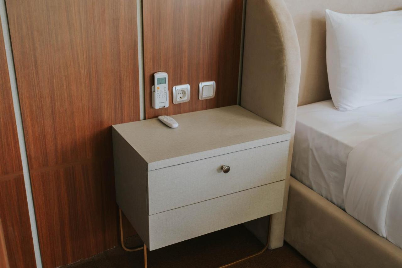 Nirvana Hotel Resort 特特巴图 外观 照片