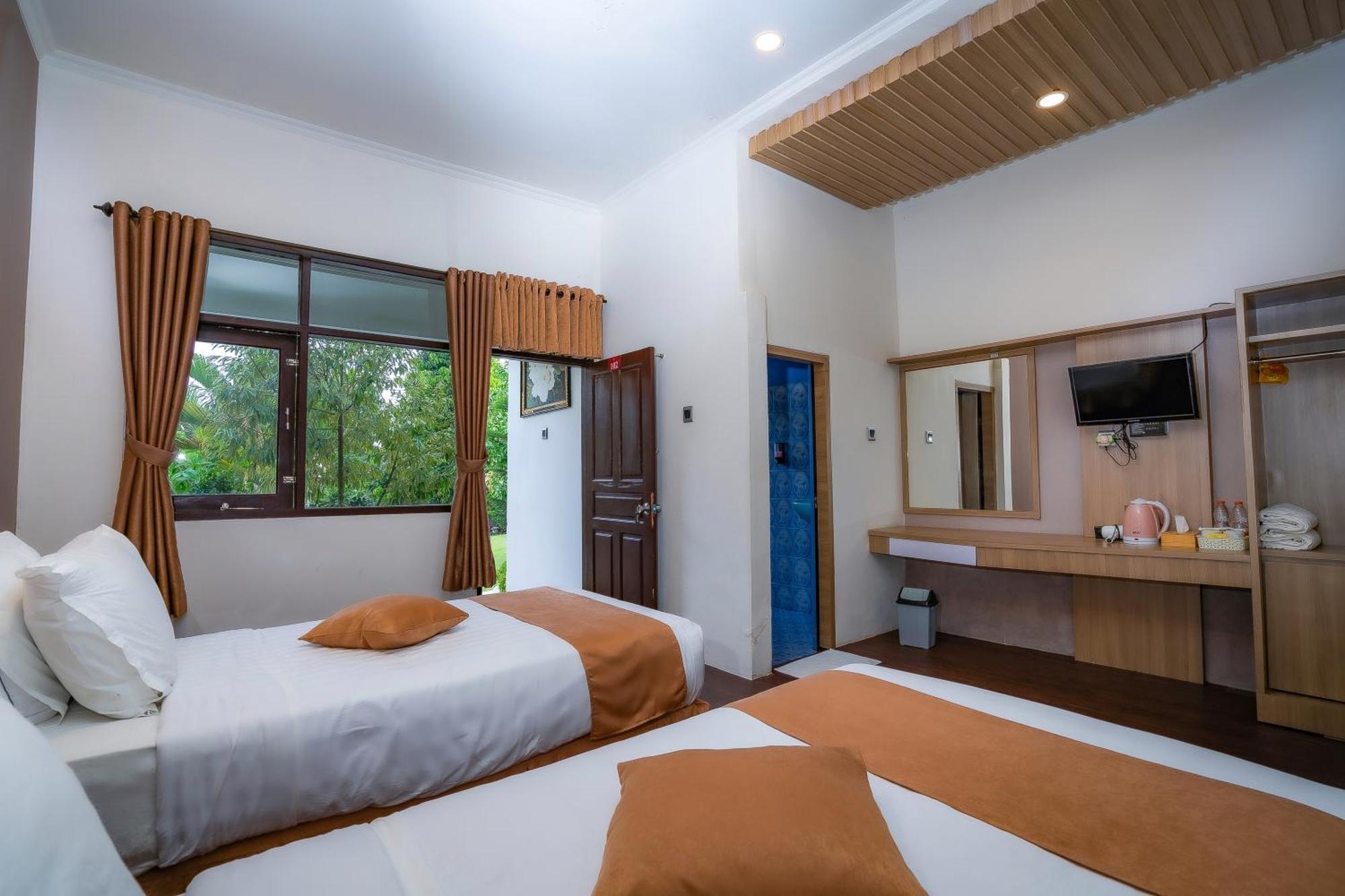 Nirvana Hotel Resort 特特巴图 外观 照片